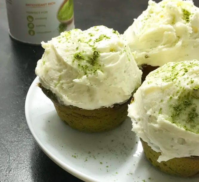 Japanese Style Matcha Cupcakes | all day i eat like a shark