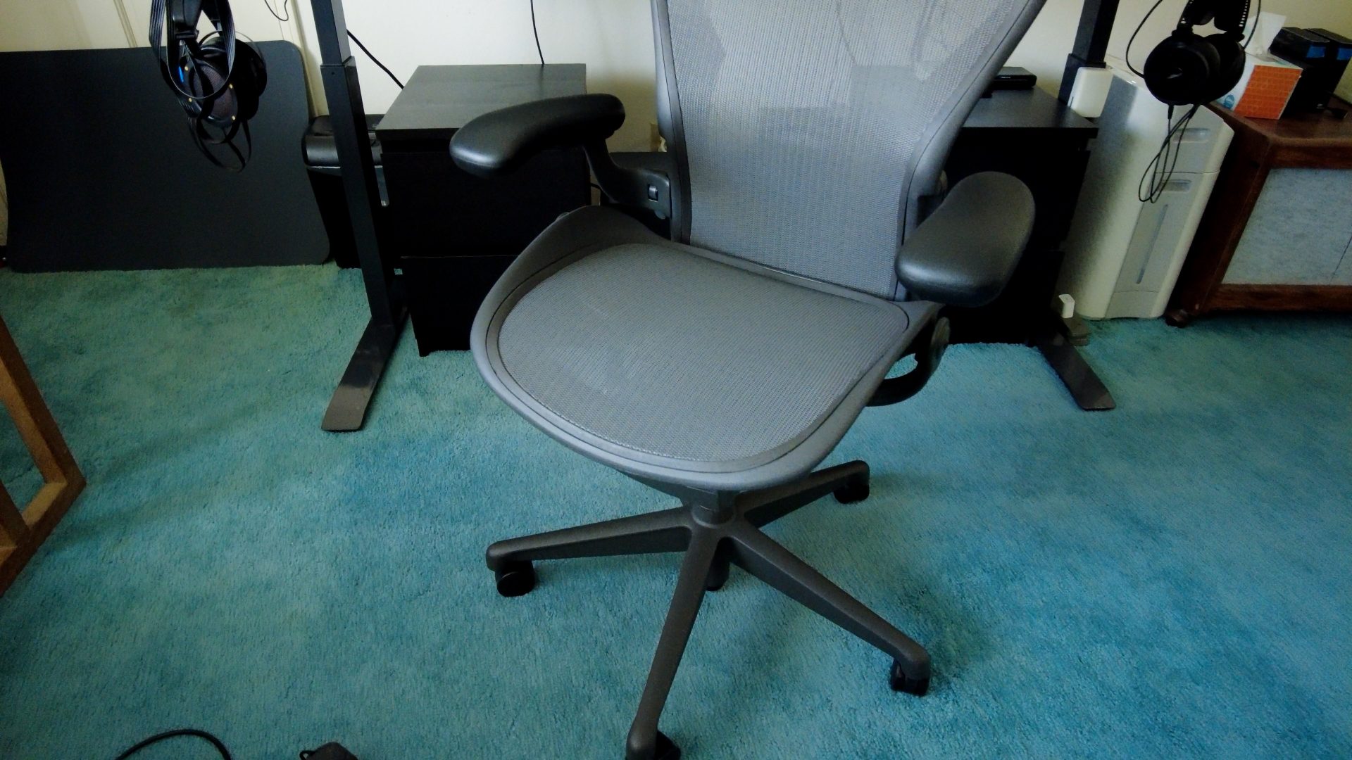 herman miller aeron chair