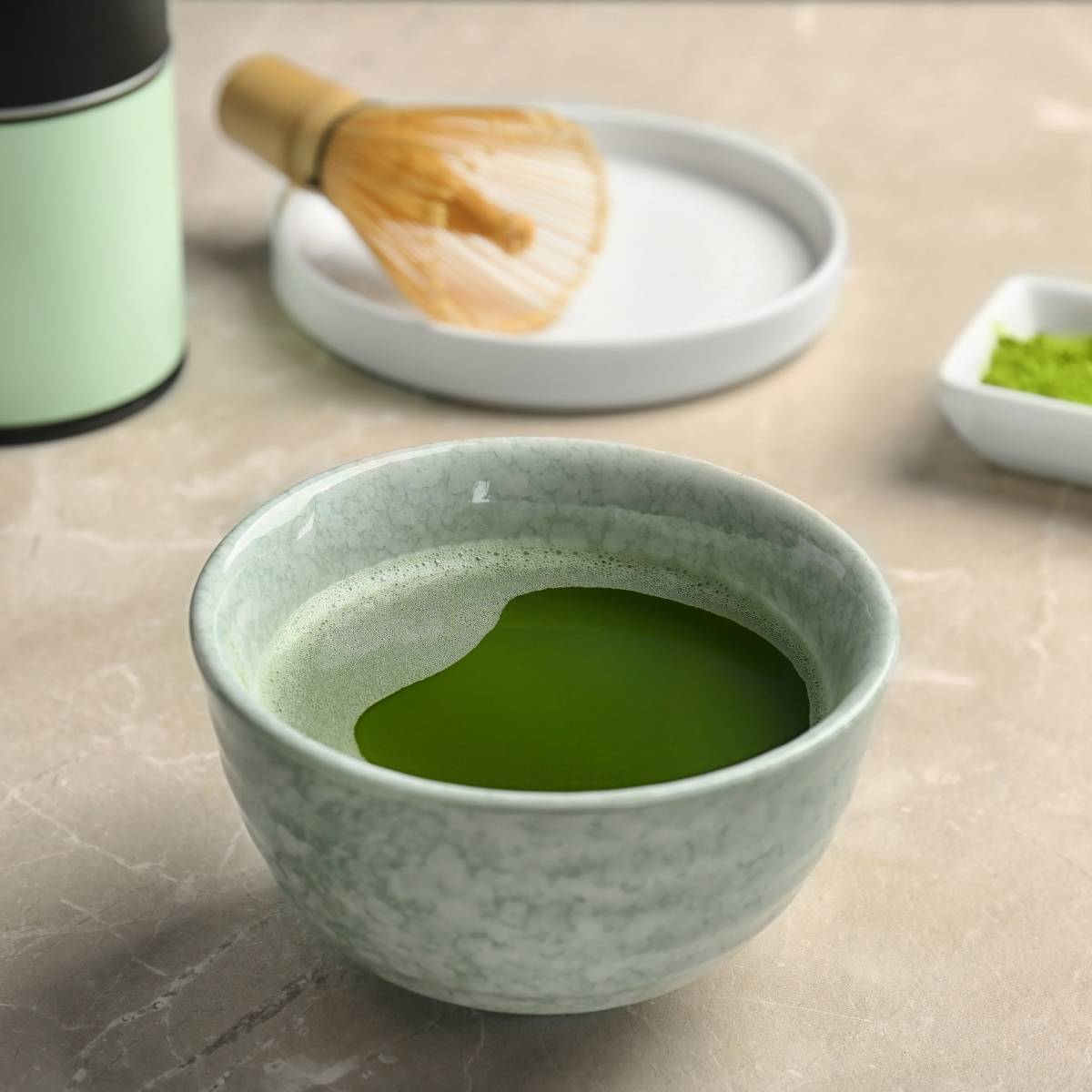 Preparing several servings of matcha (Tea Bowl with Serving Spout) – Ippodo  Tea Global