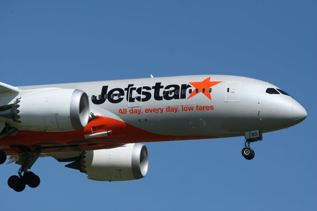 Cheap Flights to Japan featuring Jetstar airlines