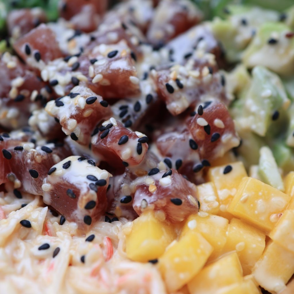 Salad with black sesame seeds