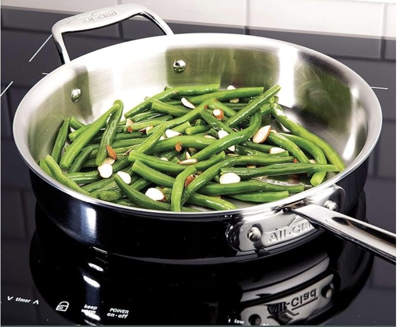 cooking beans in the cooking pan