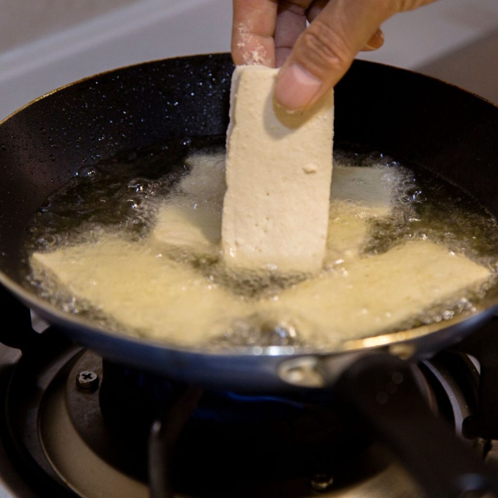 Frying tofu