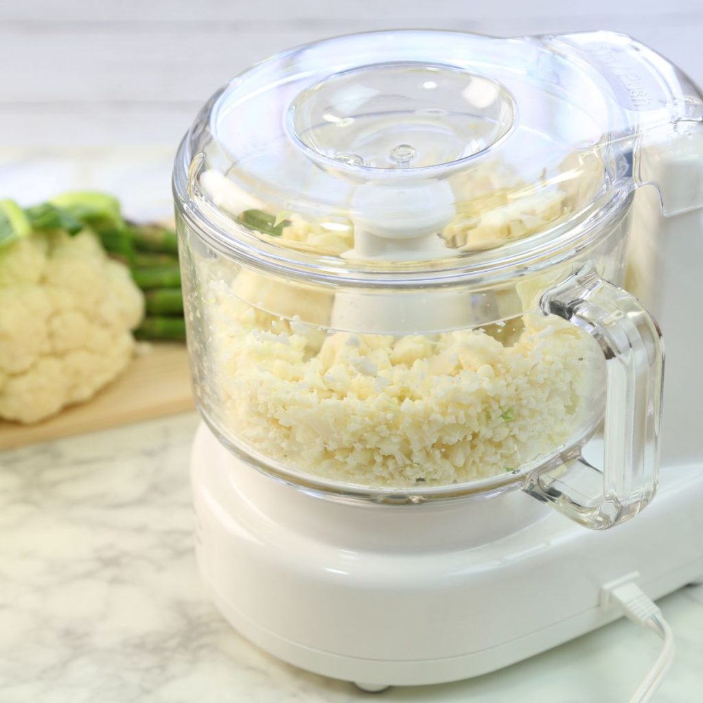 blending cauliflower in a food processor